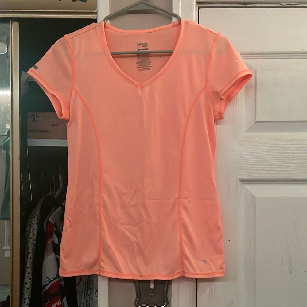 Danskin Coral Short Sleeve Tee like new